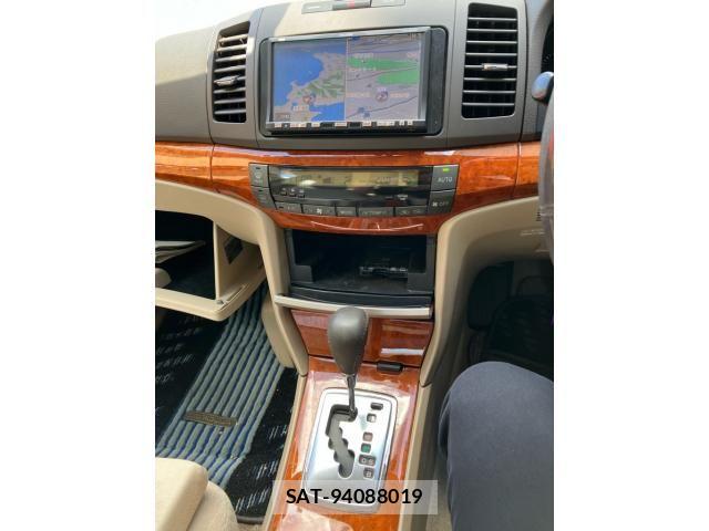 Toyota PREMIO 2005-02 8745233-24