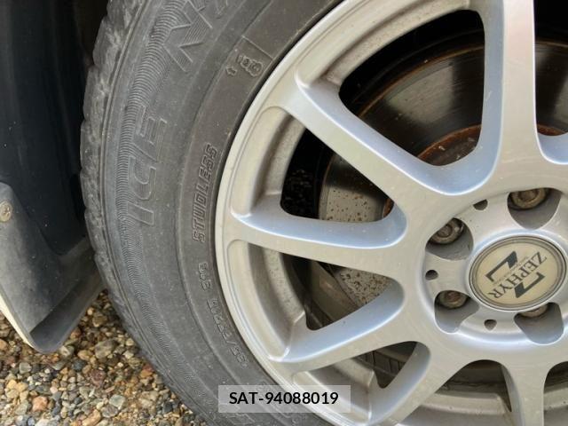 Toyota PREMIO 2005-02 8745233-5