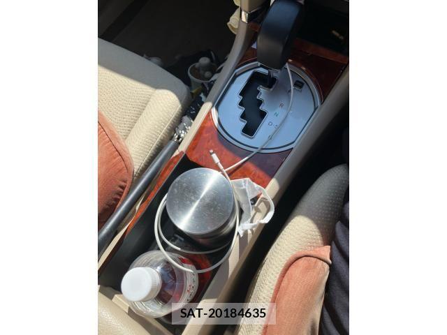 Toyota PREMIO 2014-07 8745230-17