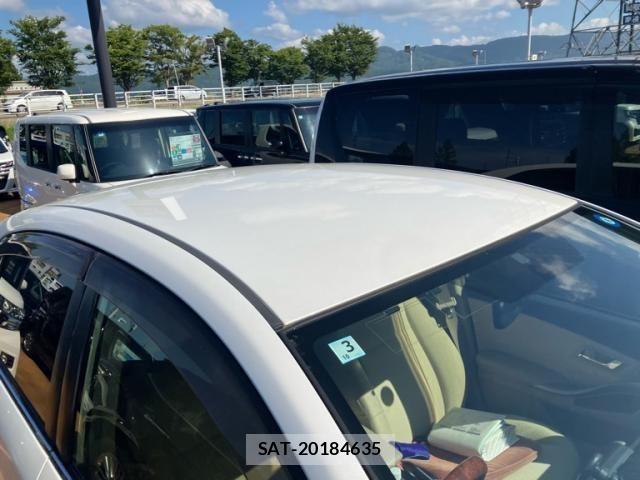 Toyota PREMIO 2014-07 8745230-3