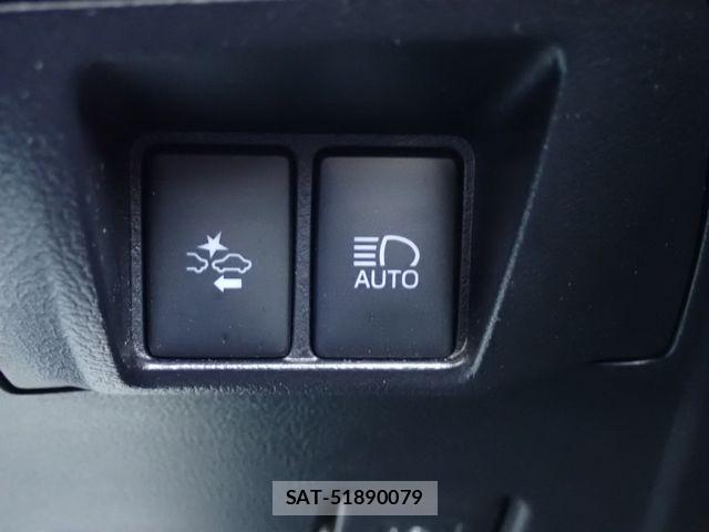 Toyota PREMIO 2021-03 8781639-11