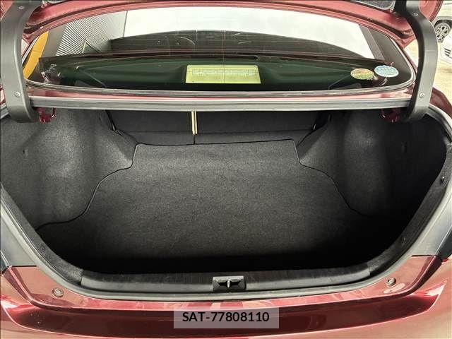 Toyota PREMIO 2019-09 8849039-16