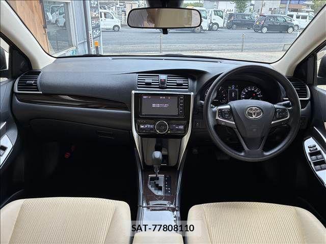 Toyota PREMIO 2019-09 8849039-6
