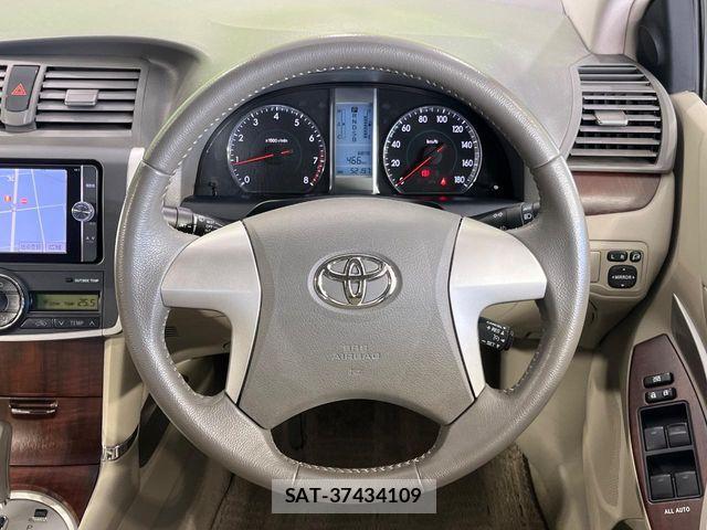 Toyota PREMIO 2012-07 8871832-11
