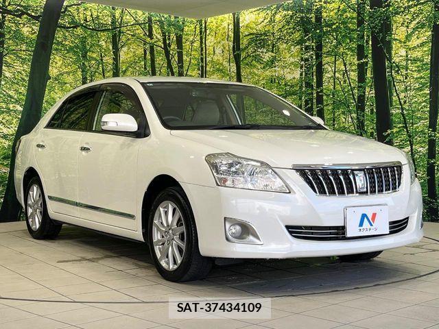 Toyota PREMIO 2012-07 8871832-16