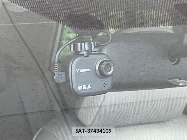 Toyota PREMIO 2012-07 8871832-5