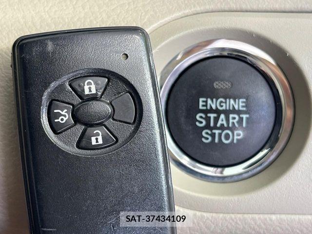 Toyota PREMIO 2012-07 8871832-7