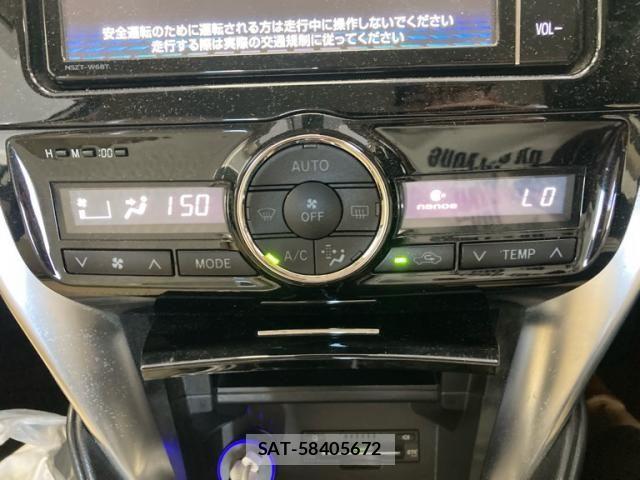 Toyota PREMIO 2020-03 8881579-20