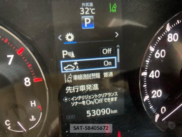 Toyota PREMIO 2020-03 8881579-24