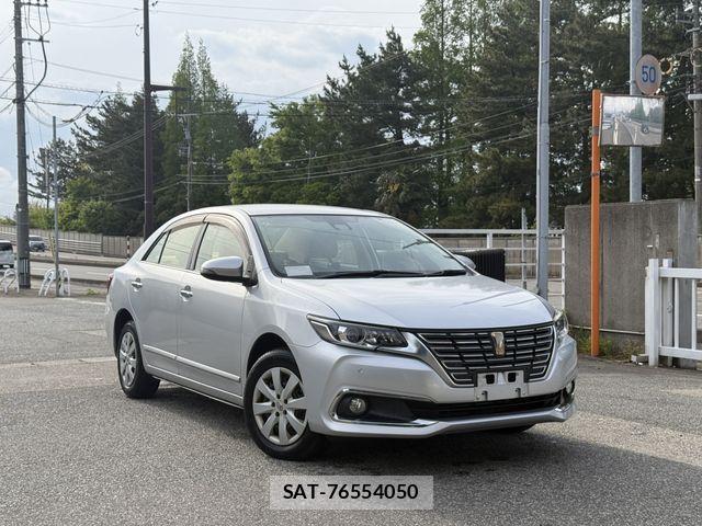 Toyota PREMIO 2016-09 8881580-7