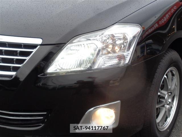 Toyota PREMIO 2016-03 7223596-9