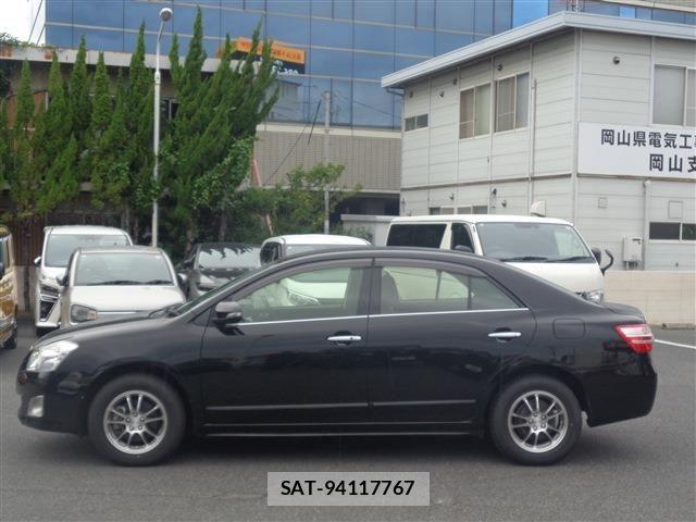 Toyota PREMIO 2016-03 7223596-10