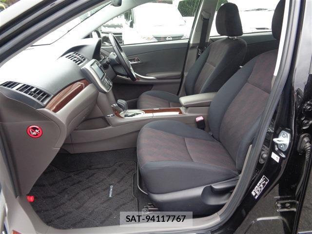 Toyota PREMIO 2016-03 7223596-13