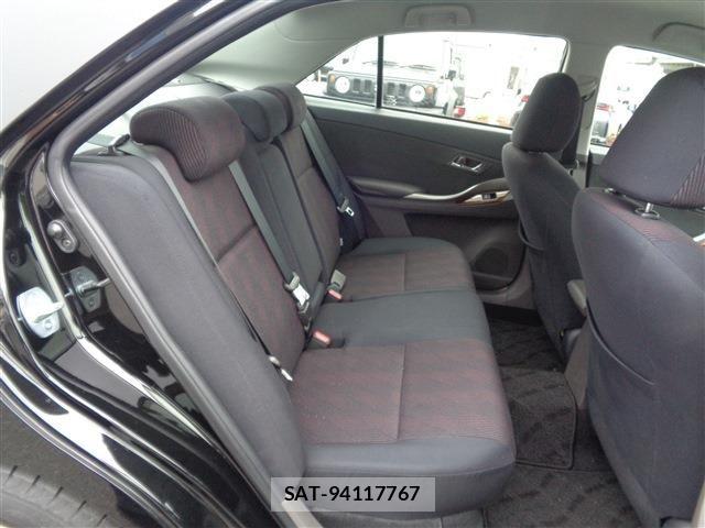 Toyota PREMIO 2016-03 7223596-17