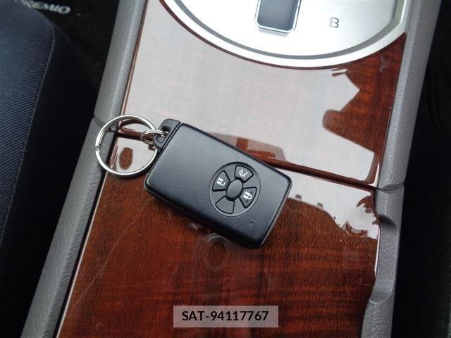 Toyota PREMIO 2016-03 7223596-27