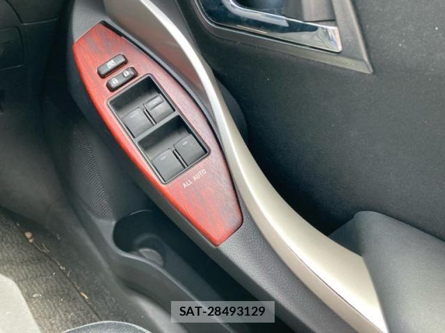 Toyota PREMIO 2010-12 7223595-11