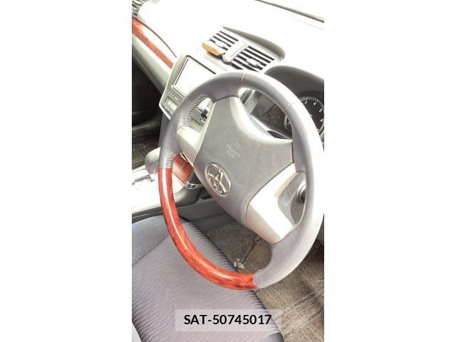 Toyota PREMIO 2011-10 7329392-10