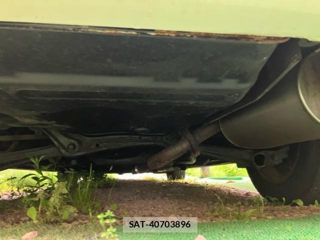 Toyota PREMIO 2013-06 7329395-12