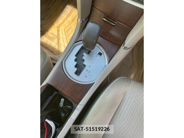 Toyota PREMIO 2011-10 7980605-15