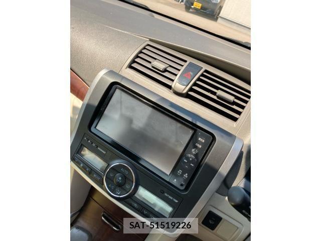 Toyota PREMIO 2011-10 7980605-16