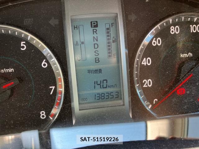 Toyota PREMIO 2011-10 7980605-3