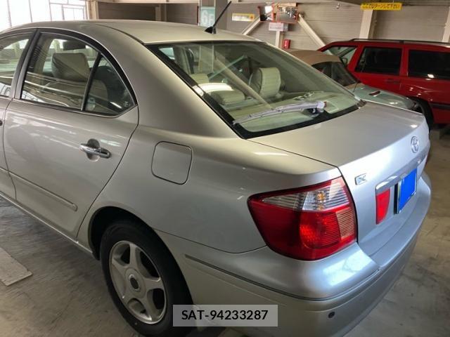Toyota PREMIO 2004-08 8101229-9