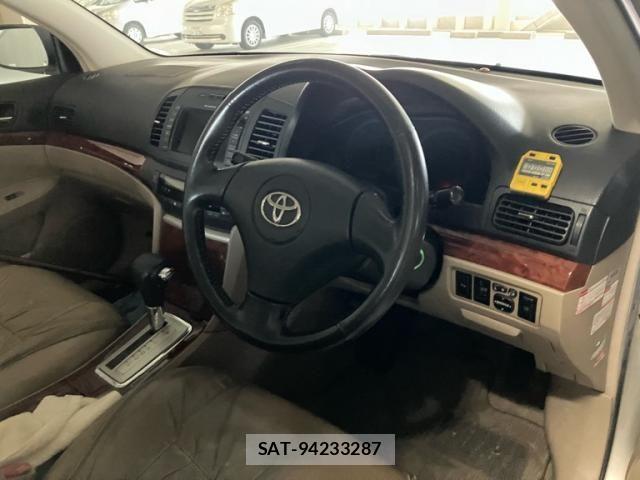 Toyota PREMIO 2004-08 8101229-14
