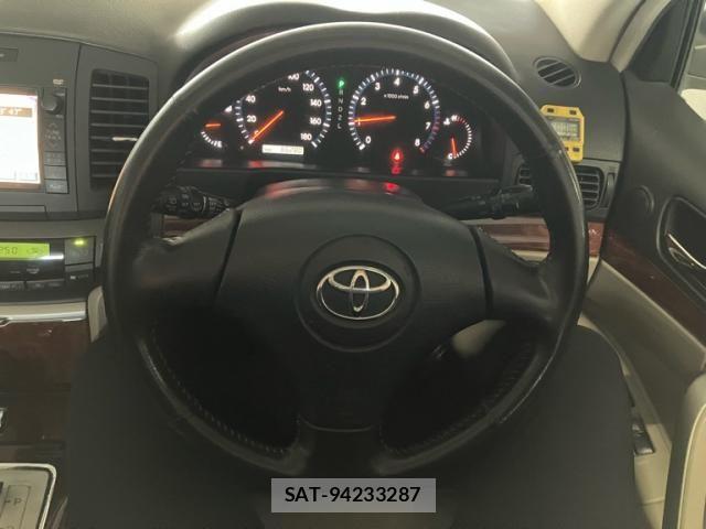 Toyota PREMIO 2004-08 8101229-18