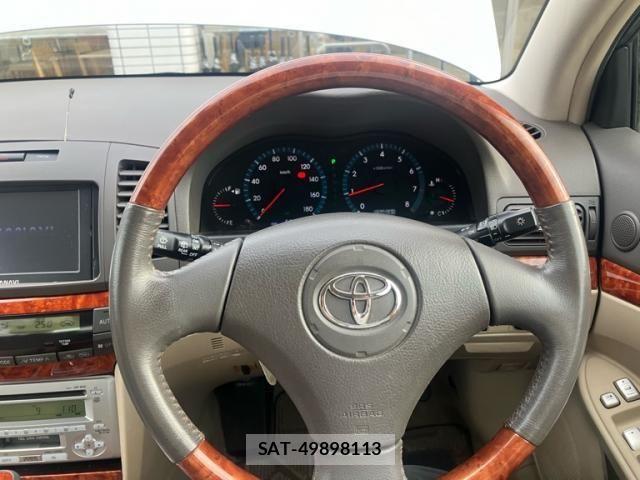 Toyota PREMIO 2007-03 8231318-22