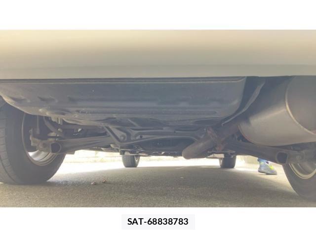 Toyota PREMIO 2012-02 8414410-8