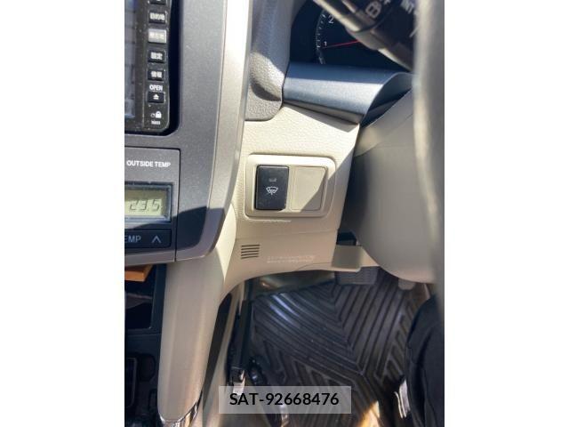 Toyota PREMIO 2008-03 8660993-18