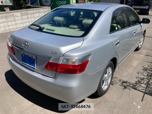 Toyota PREMIO 2008-03 8660993-3