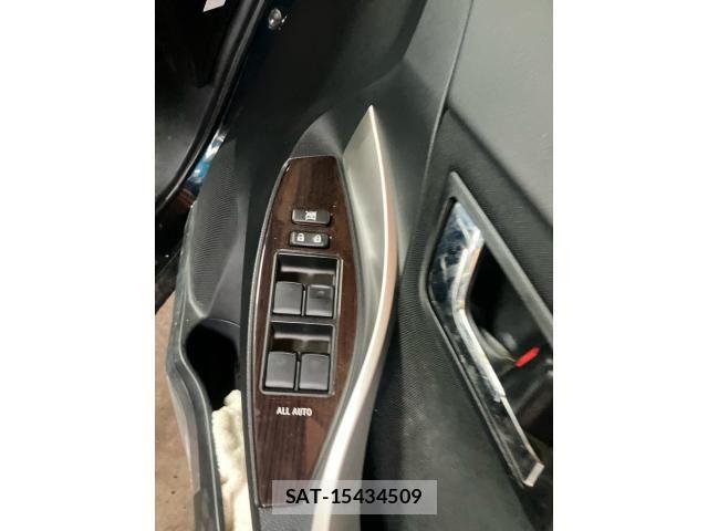 Toyota PREMIO 2017-11 8745232-8