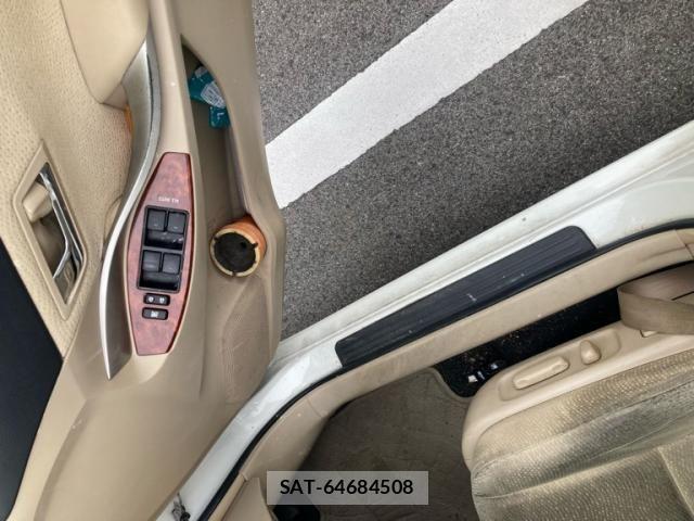 Toyota PREMIO 2015-09 8831086-16