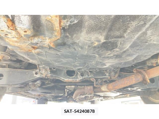 Nissan PRESAGE 2005-06 8831087-11