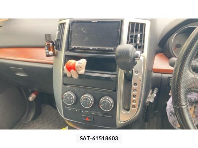 Nissan PRESAGE 2007-11 8881581-14