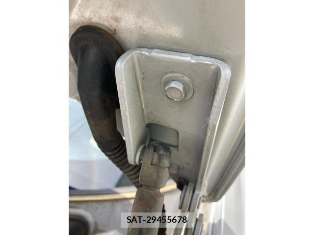 Nissan PRIMERA 2004-08 6911202-10