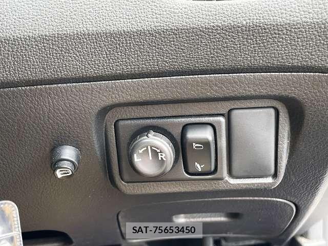 Nissan PRIMERA 2003-08 8666741-5