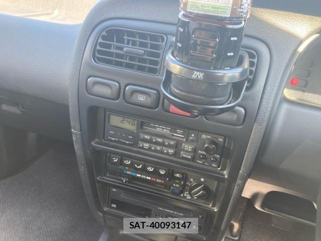 Nissan PRIMERA 1994-07 8881582-16