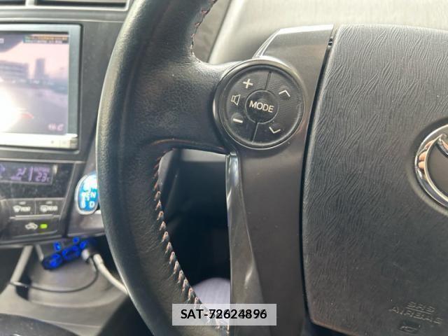 Toyota PRIUS 2013 978731-22