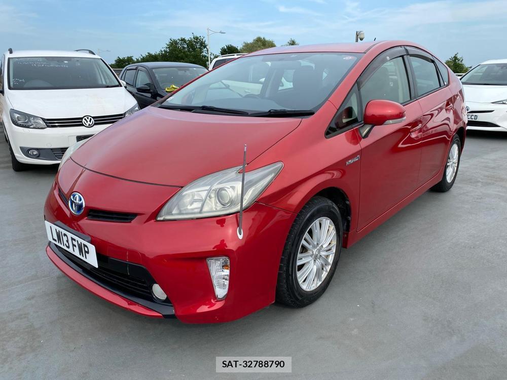 Toyota PRIUS 2013-04 350792-13