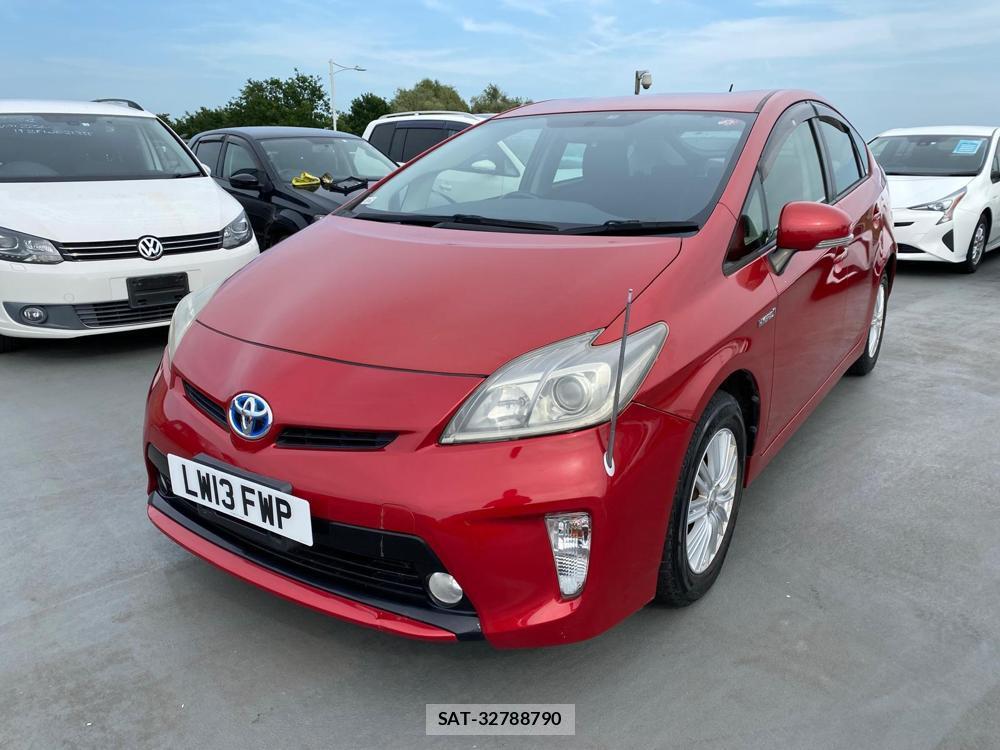 Toyota PRIUS 2013-04 350792-14