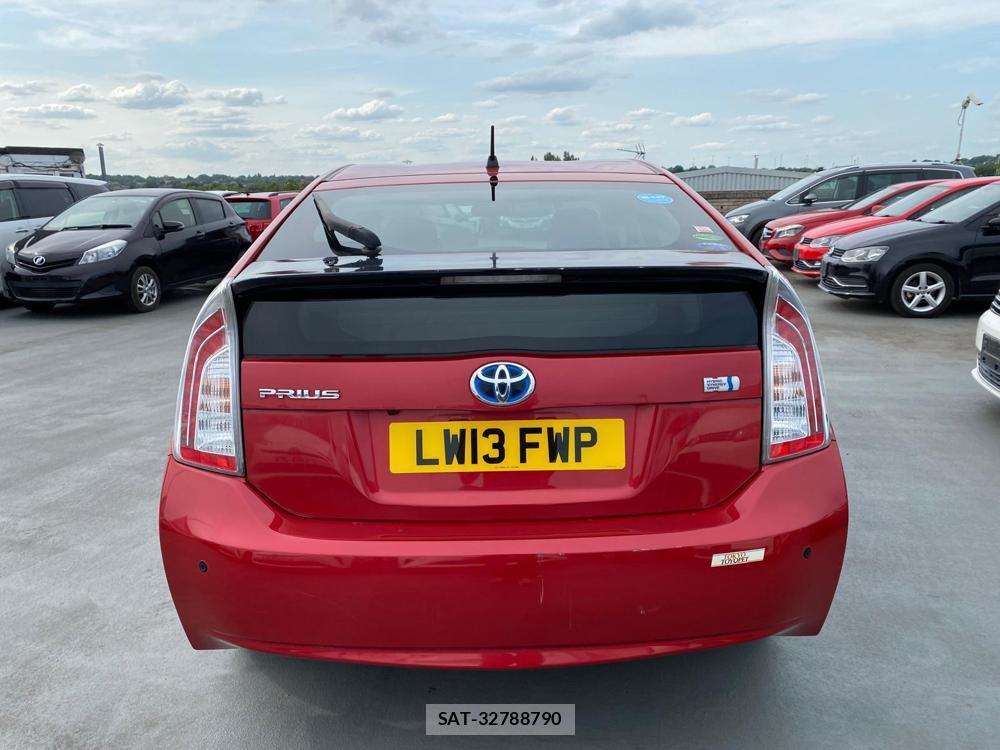 Toyota PRIUS 2013-04 350792-8