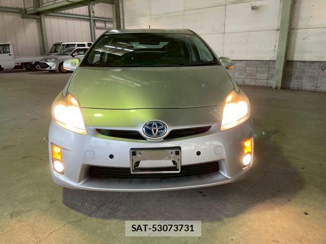 Toyota PRIUS 2009-06 1204470-0