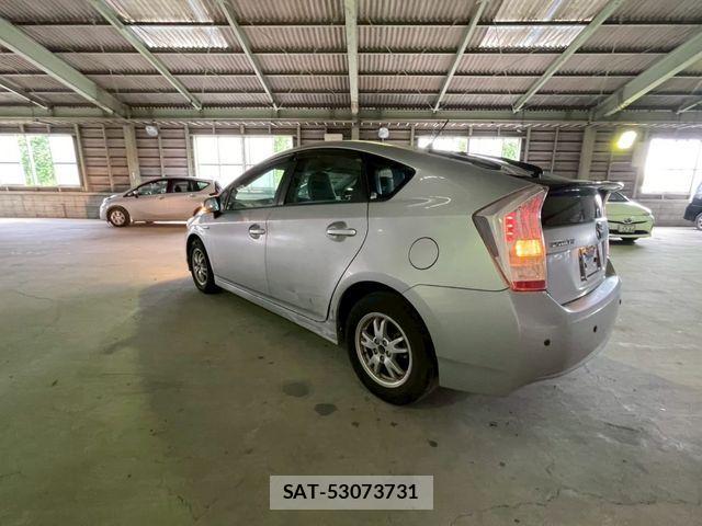 Toyota PRIUS 2009-06 1204470-9