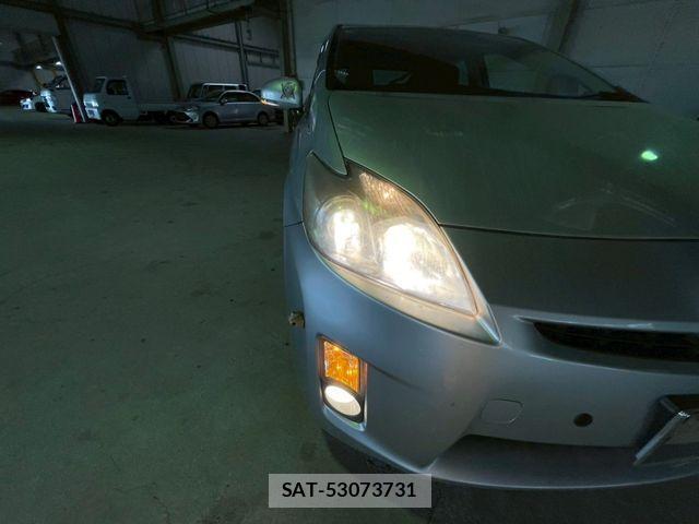 Toyota PRIUS 2009-06 1204470-10