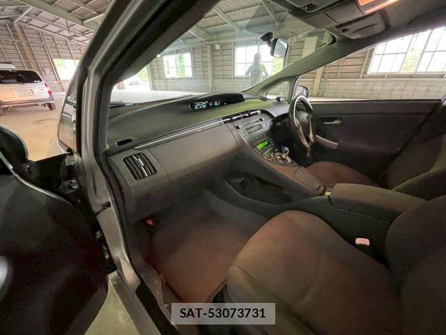 Toyota PRIUS 2009-06 1204470-16