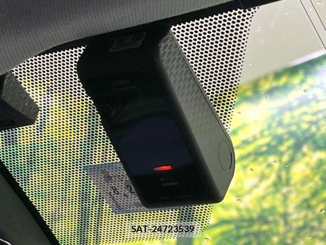 Toyota PRIUS 2019-02 2729893-5