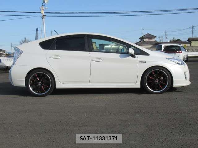 Toyota PRIUS 2009-07 2965896-10