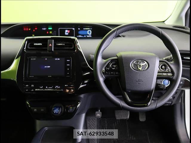 Toyota PRIUS 2020-09 3383776-19